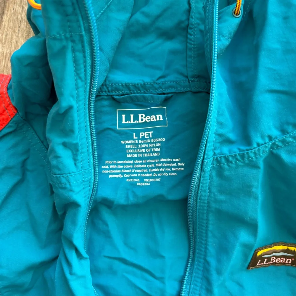 L.L. Bean Teal and Red Hooded Jacket - Picture 2 of 3